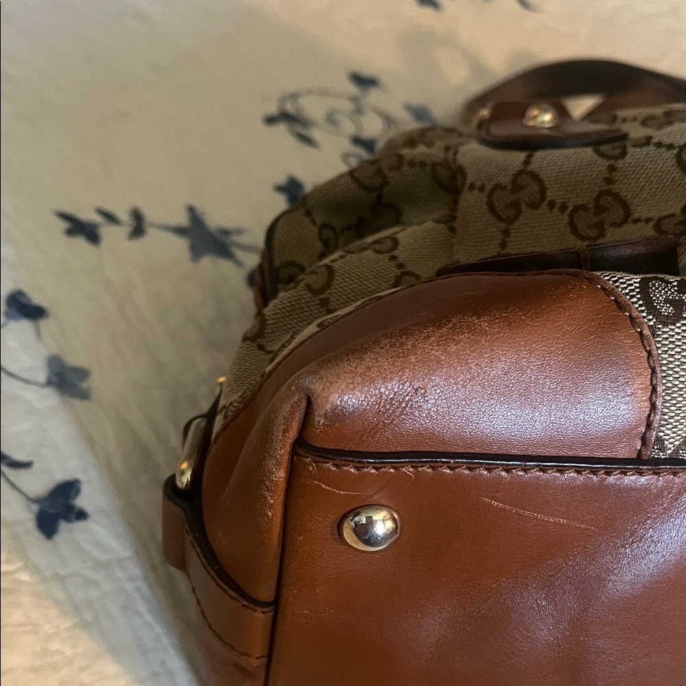 Authentic Gucci Monogram Satchel - Picture 3 of 13
